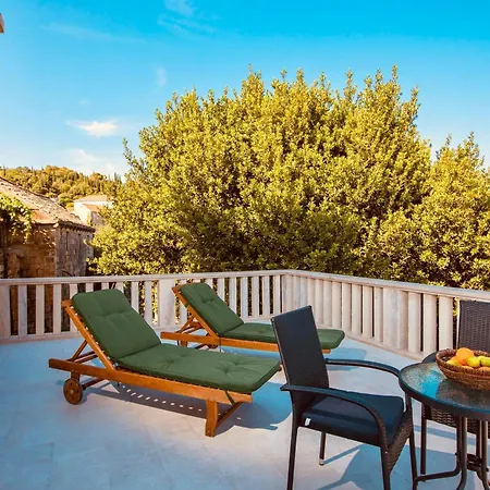 Pendo 1450- Full Private Luxury Villa Komaji