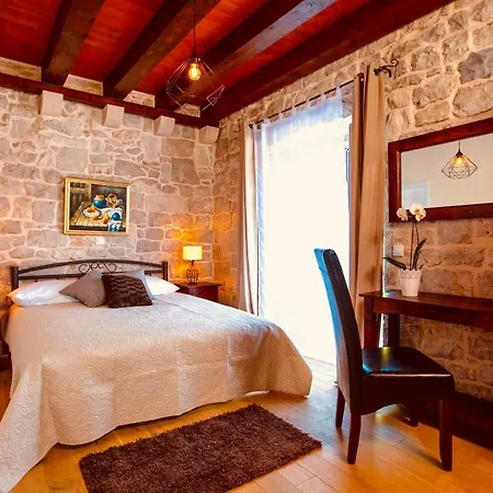 Pendo 1450- Full Private Luxury Komaji