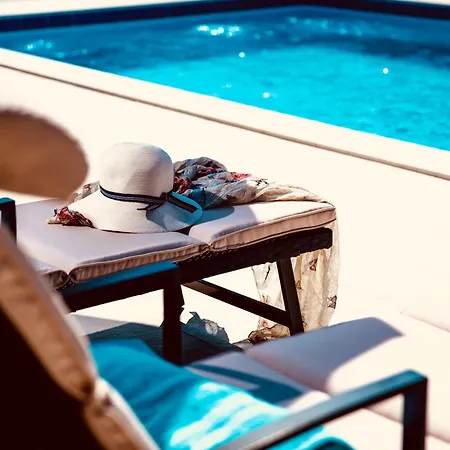 Pendo 1450- Full Private Luxury *