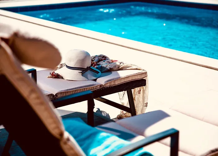 Pendo 1450- Full Private Luxury *